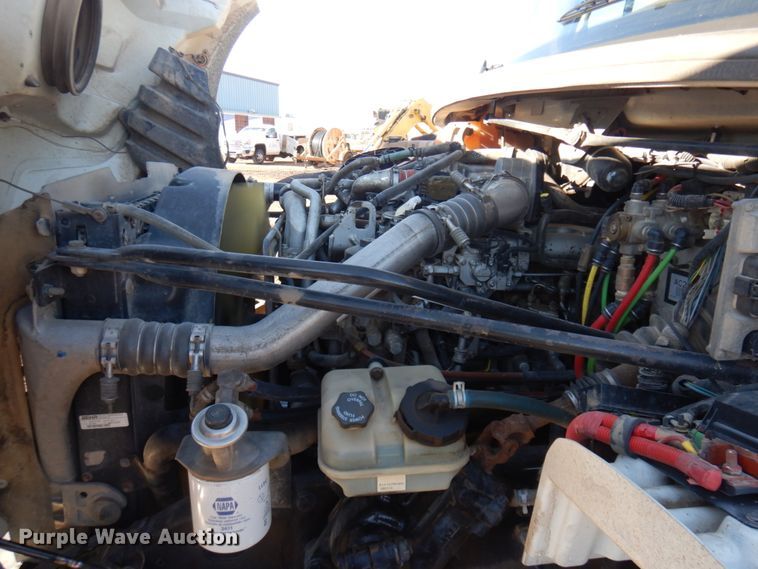 image for item JZ9804 2008 Freightliner Business Class M2 106  truck cab and chassis