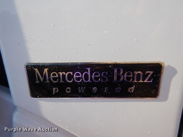 image for item JZ9804 2008 Freightliner Business Class M2 106  truck cab and chassis