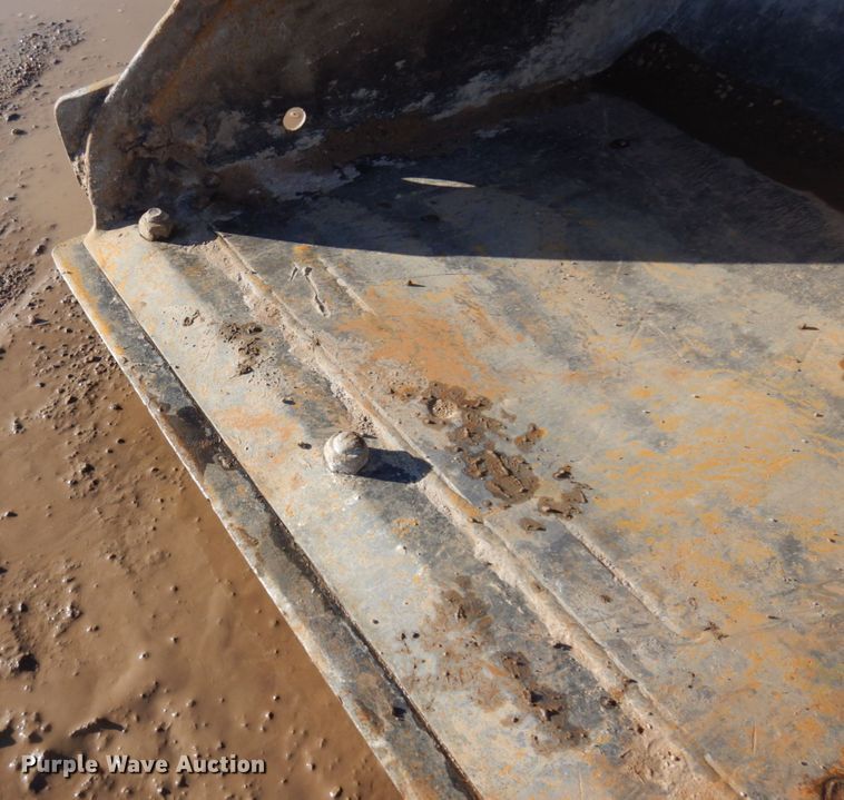 image for item JZ9805 2009 Bobcat T320  tracked skid steer loader