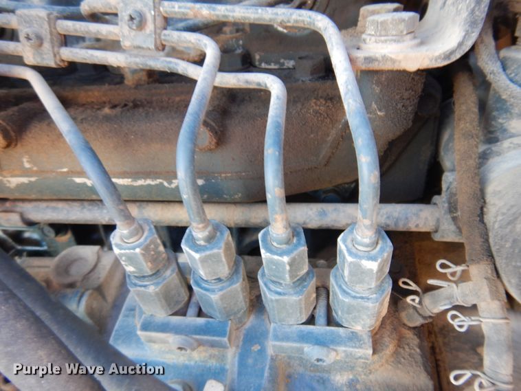 image for item JZ9805 2009 Bobcat T320  tracked skid steer loader