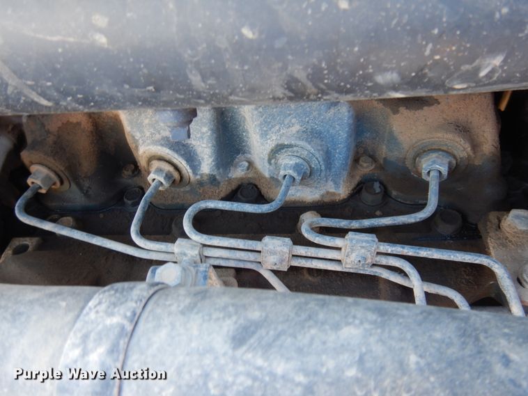 image for item JZ9805 2009 Bobcat T320  tracked skid steer loader