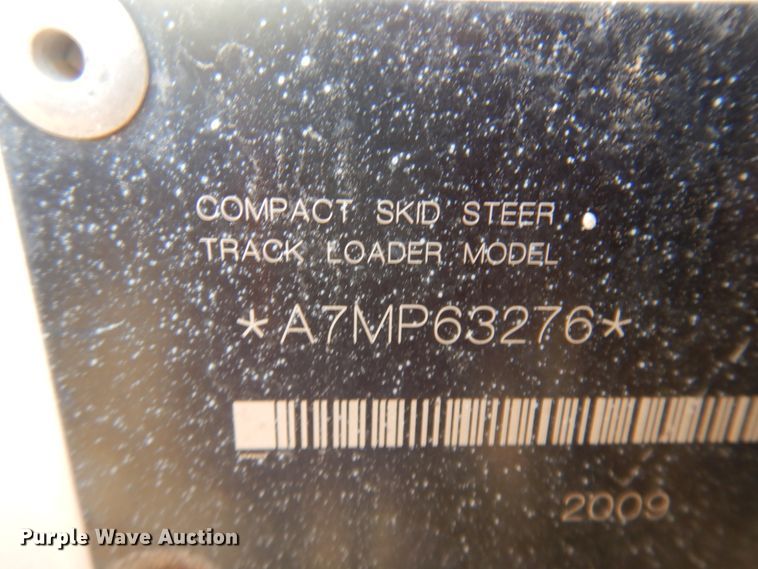 image for item JZ9805 2009 Bobcat T320  tracked skid steer loader