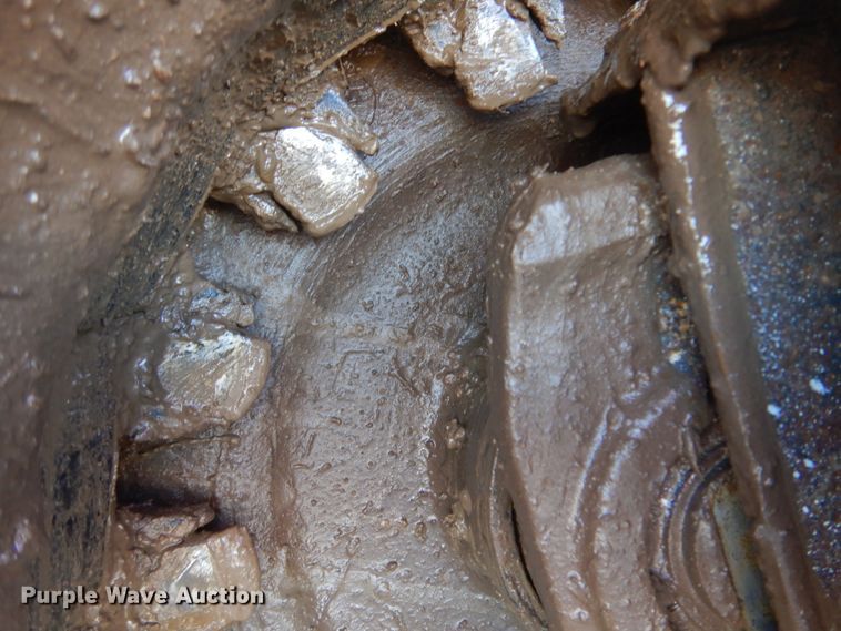 image for item JZ9805 2009 Bobcat T320  tracked skid steer loader