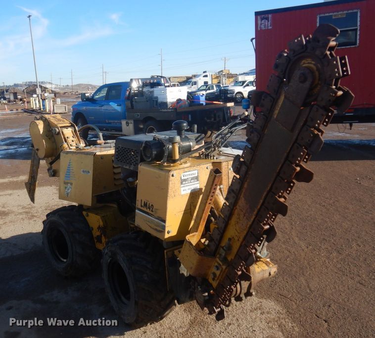 image for item JZ9807 2002 Vermeer LM42  trencher