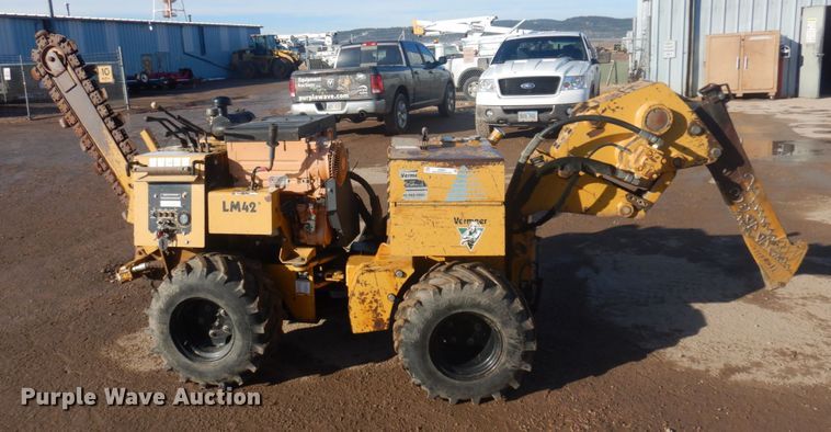 image for item JZ9807 2002 Vermeer LM42  trencher