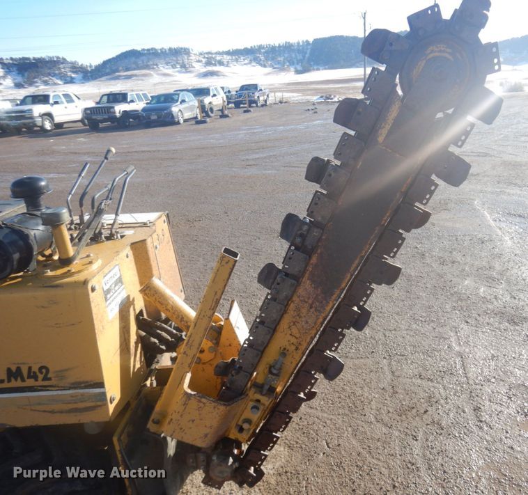 image for item JZ9807 2002 Vermeer LM42  trencher