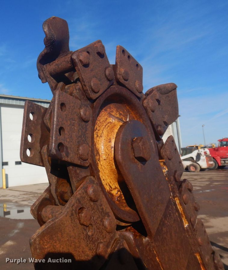 image for item JZ9807 2002 Vermeer LM42  trencher