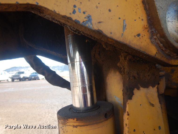 image for item JZ9807 2002 Vermeer LM42  trencher