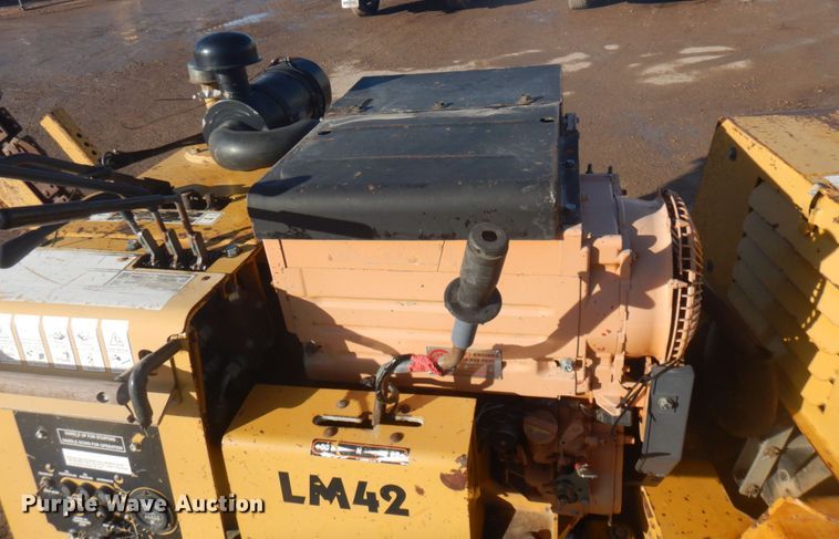 image for item JZ9807 2002 Vermeer LM42  trencher