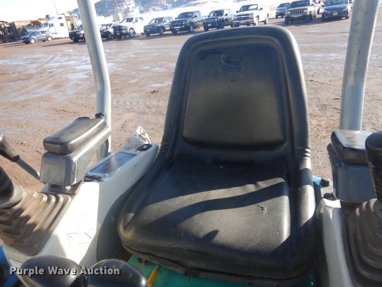 image for item JZ9808 2006 IHI 15NX2  mini excavator