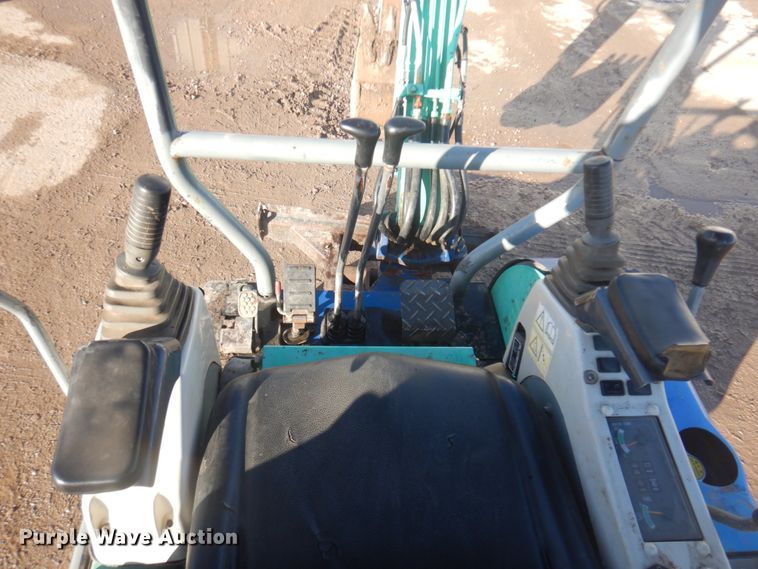 image for item JZ9808 2006 IHI 15NX2  mini excavator