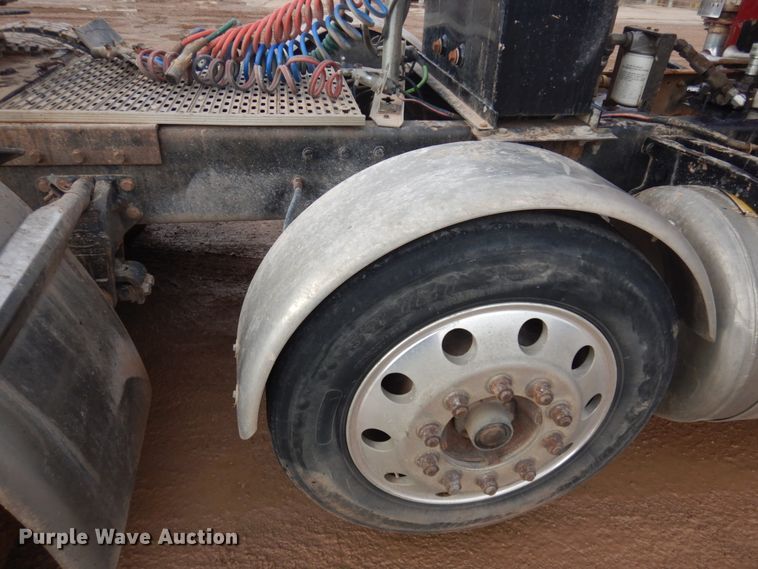 image for item JZ9809 1998 Peterbilt 379  semi truck