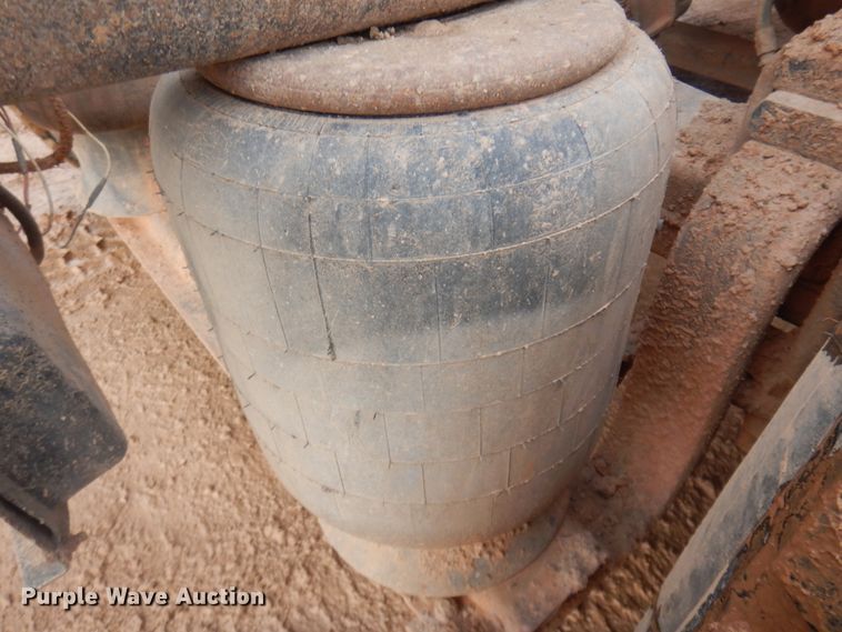 image for item JZ9809 1998 Peterbilt 379  semi truck