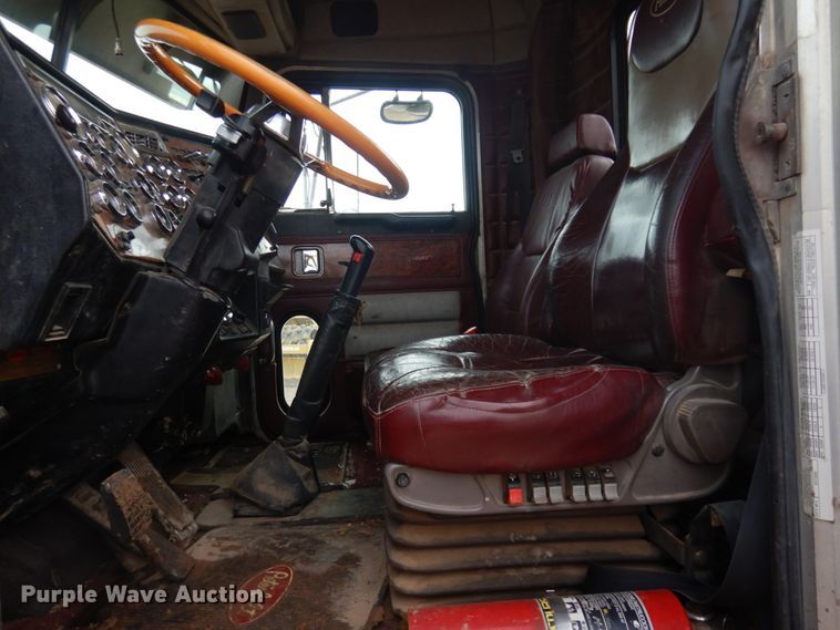 image for item JZ9809 1998 Peterbilt 379  semi truck