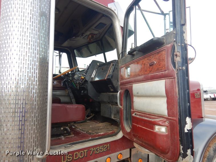 image for item JZ9809 1998 Peterbilt 379  semi truck