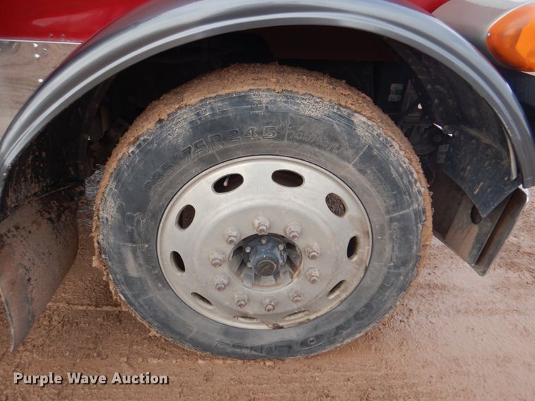 image for item JZ9809 1998 Peterbilt 379  semi truck