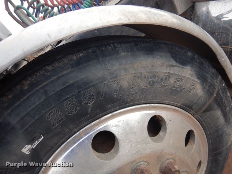 image for item JZ9809 1998 Peterbilt 379  semi truck