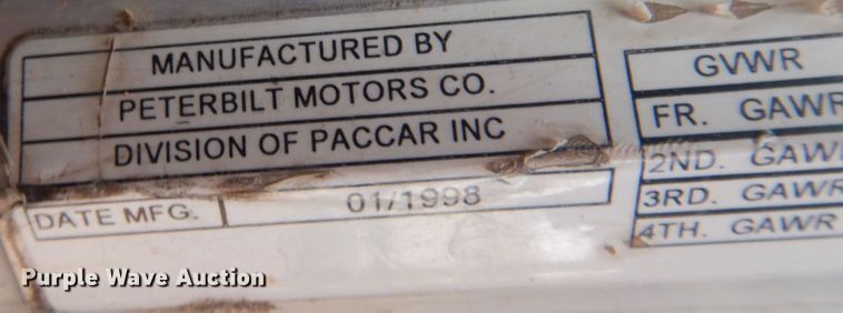 image for item JZ9809 1998 Peterbilt 379  semi truck