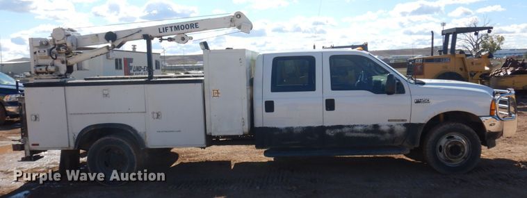 image for item JZ9811 2001 Ford F450 Super Duty  utility / service truck