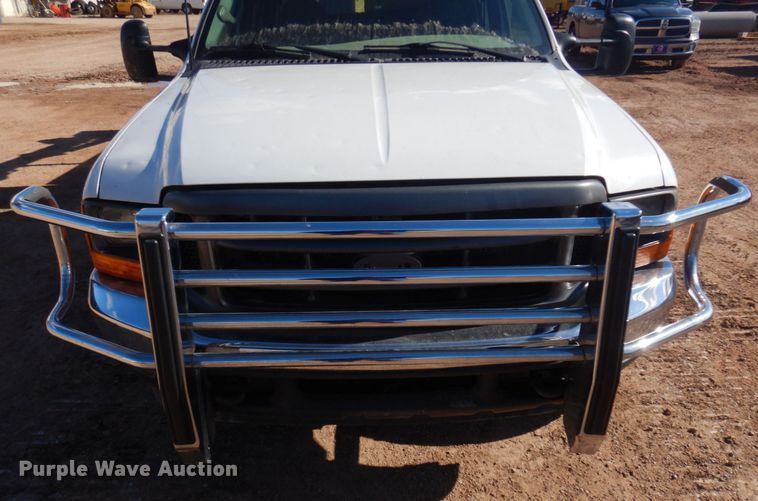 image for item JZ9811 2001 Ford F450 Super Duty  utility / service truck