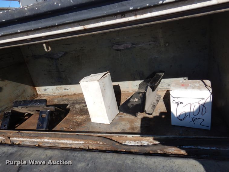 image for item JZ9811 2001 Ford F450 Super Duty  utility / service truck