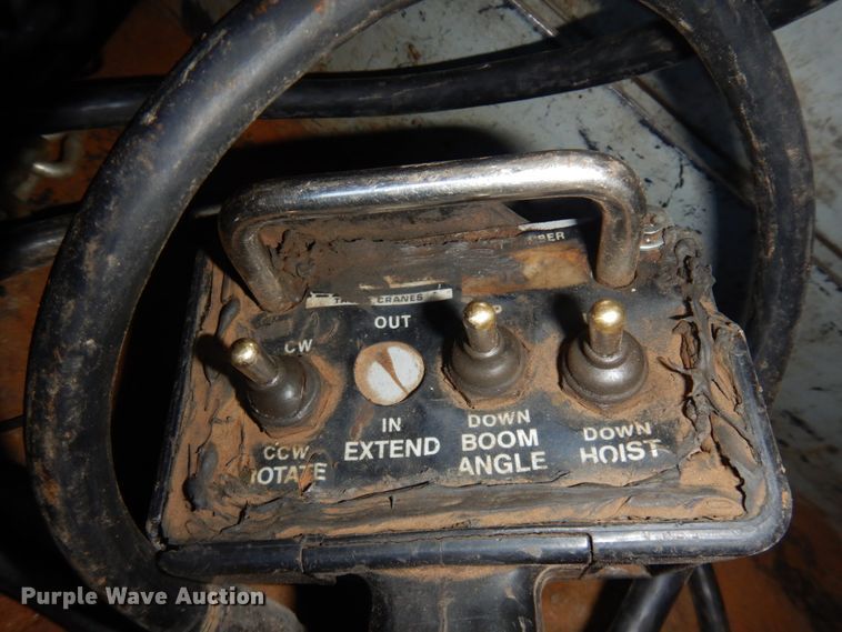 image for item JZ9811 2001 Ford F450 Super Duty  utility / service truck