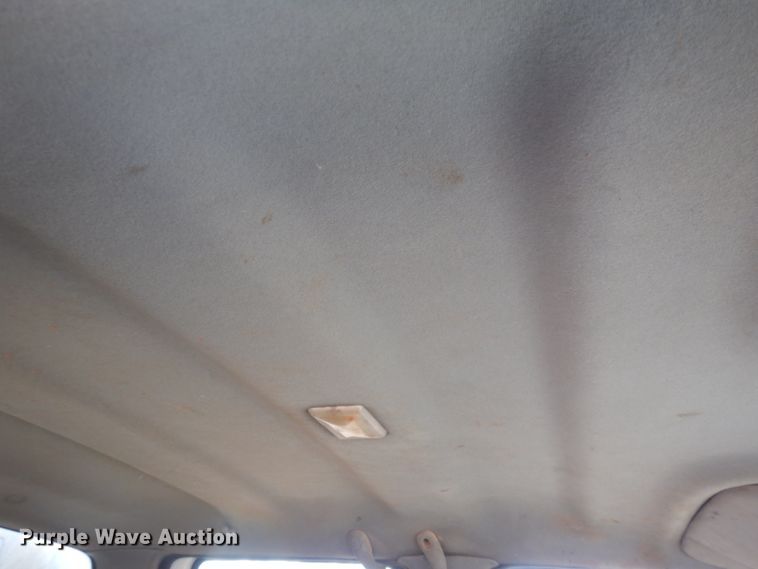 image for item JZ9811 2001 Ford F450 Super Duty  utility / service truck