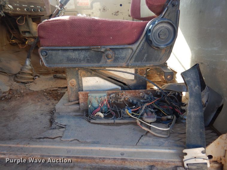 image for item JZ9812 1976 Western Star  water truck