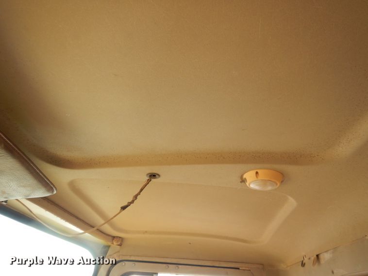 image for item JZ9812 1976 Western Star  water truck