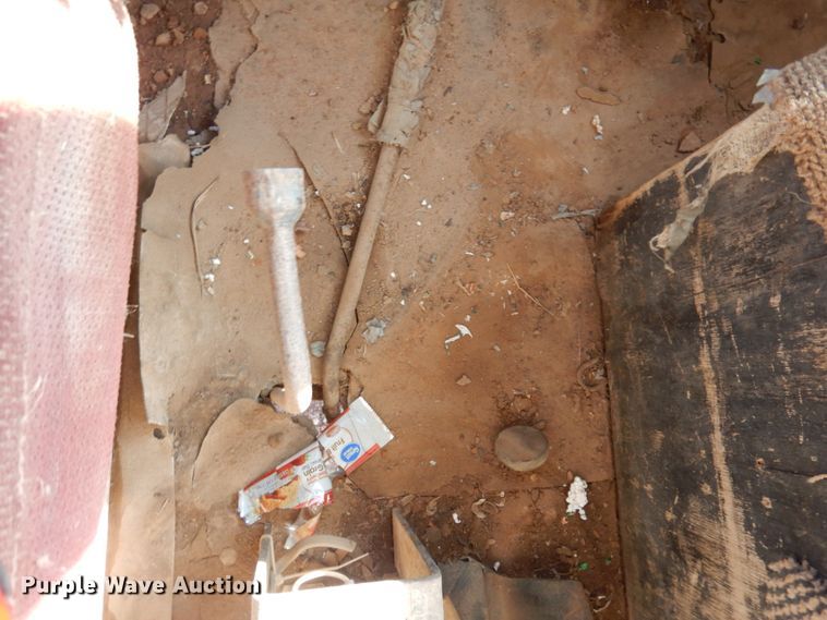 image for item JZ9812 1976 Western Star  water truck