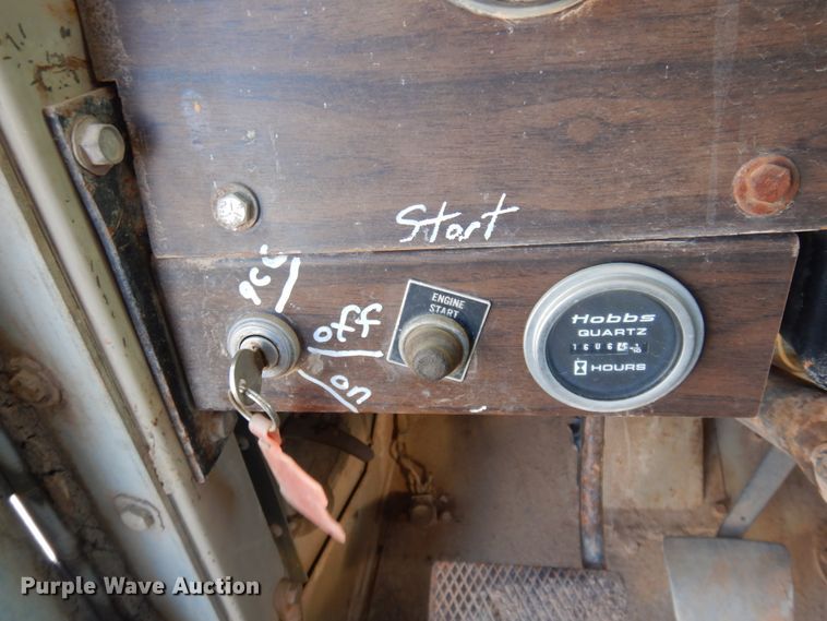 image for item JZ9812 1976 Western Star  water truck