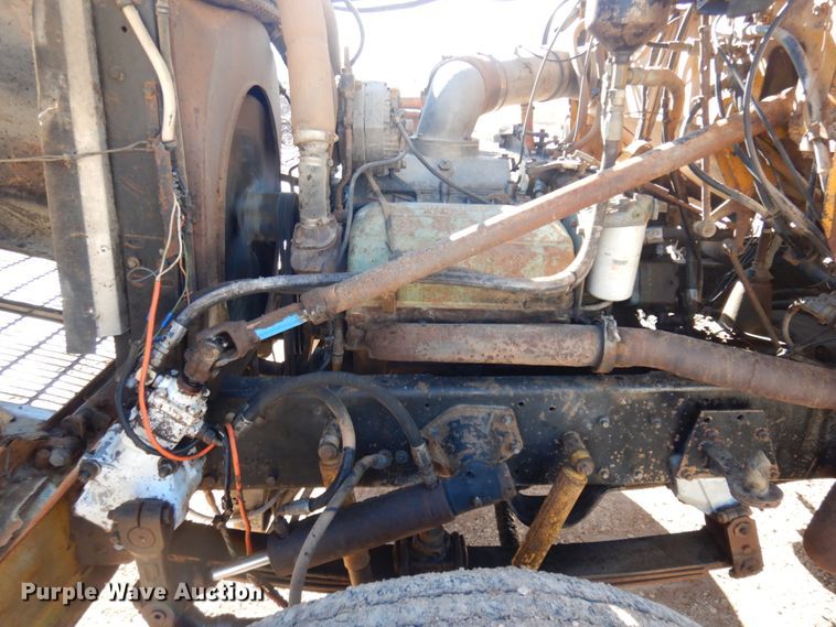 image for item JZ9812 1976 Western Star  water truck