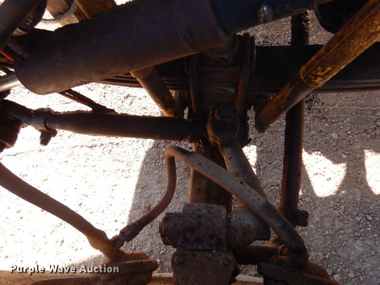 image for item JZ9812 1976 Western Star  water truck