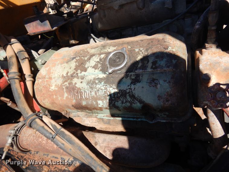 image for item JZ9812 1976 Western Star  water truck