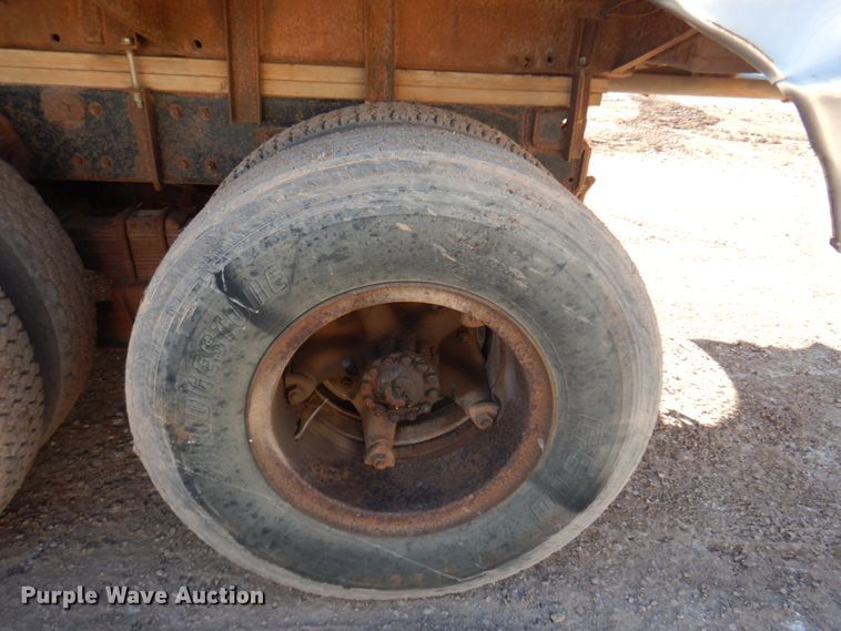 image for item JZ9812 1976 Western Star  water truck