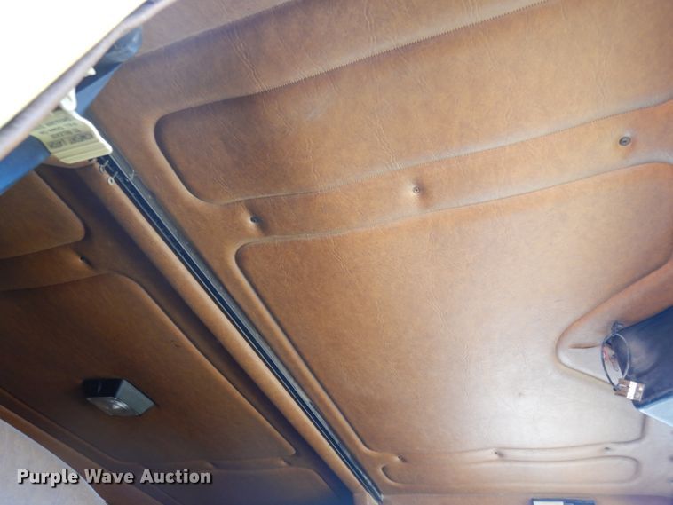 image for item JZ9813 1994 Freightliner FLD120  semi truck