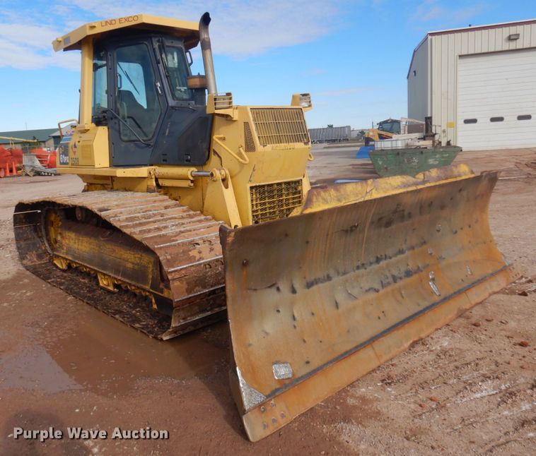 image for item JZ9814 2000 Komatsu D61PX-12  dozer