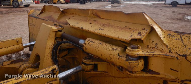 image for item JZ9814 2000 Komatsu D61PX-12  dozer