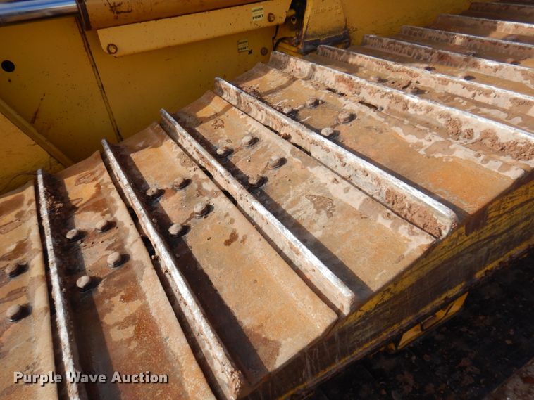 image for item JZ9814 2000 Komatsu D61PX-12  dozer