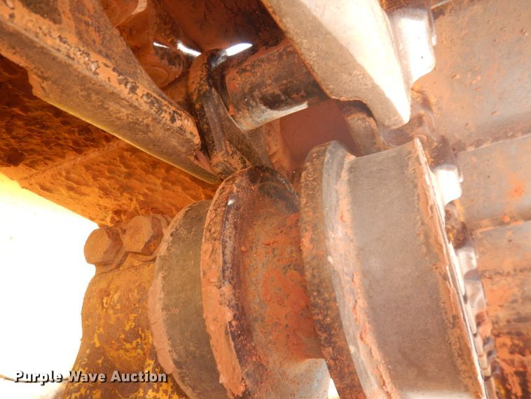 image for item JZ9814 2000 Komatsu D61PX-12  dozer