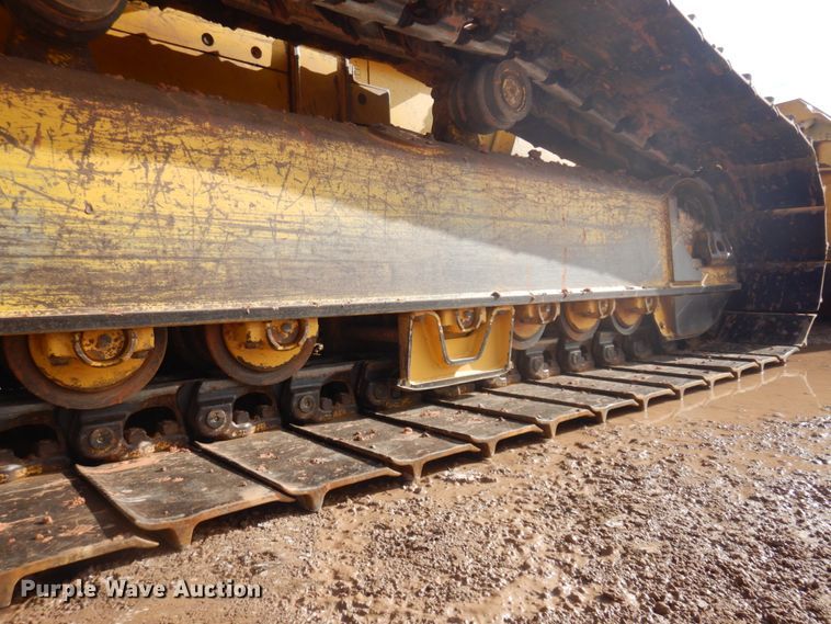 image for item JZ9814 2000 Komatsu D61PX-12  dozer