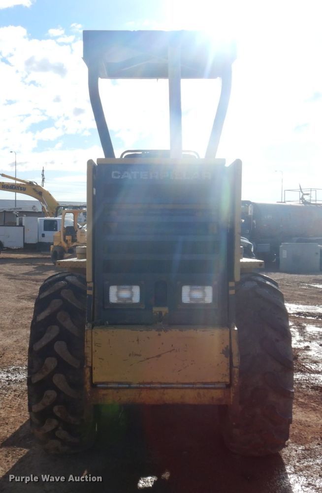 image for item JZ9815 1991 Caterpillar CS-433B  single drum vibratory roller