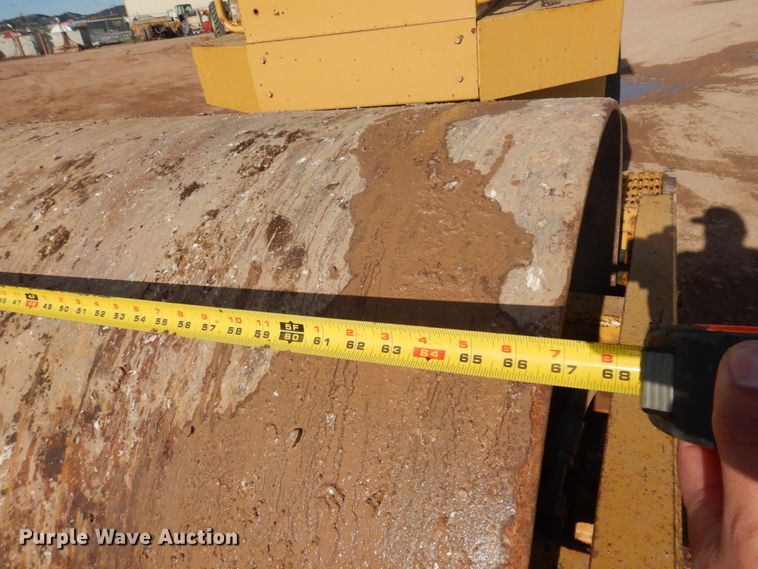 image for item JZ9815 1991 Caterpillar CS-433B  single drum vibratory roller