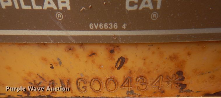 image for item JZ9815 1991 Caterpillar CS-433B  single drum vibratory roller