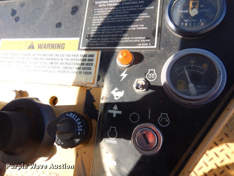 image for item JZ9816 2001 Caterpillar CP-433C  single drum vibratory roller