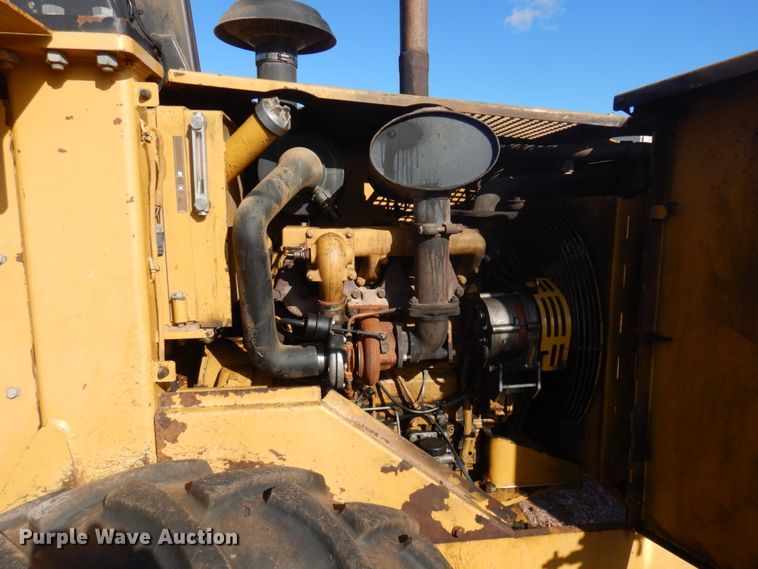 image for item JZ9816 2001 Caterpillar CP-433C  single drum vibratory roller