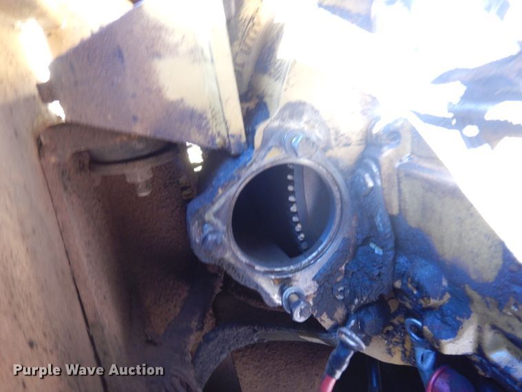 image for item JZ9816 2001 Caterpillar CP-433C  single drum vibratory roller