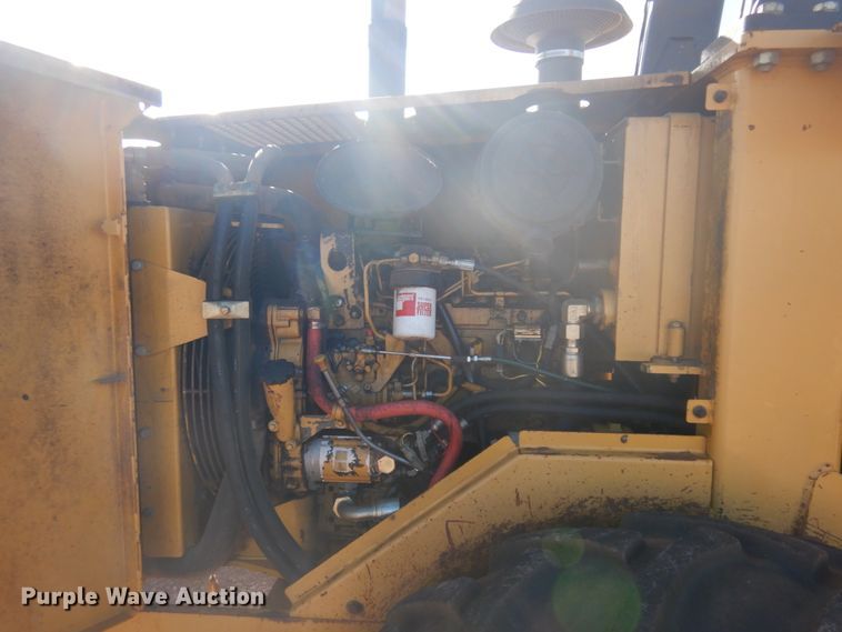 image for item JZ9816 2001 Caterpillar CP-433C  single drum vibratory roller