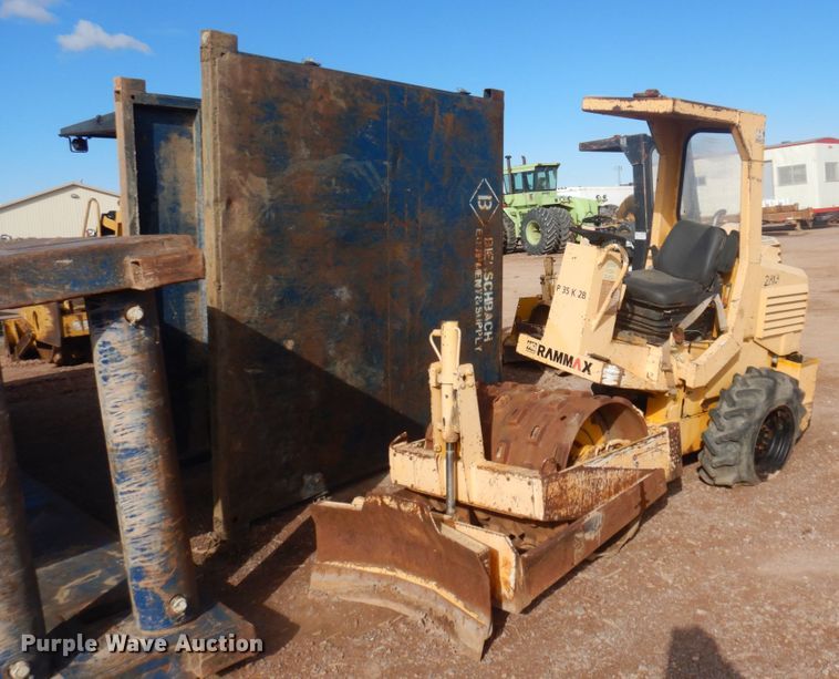 image for item JZ9817 (2) single drum vibratory rollers