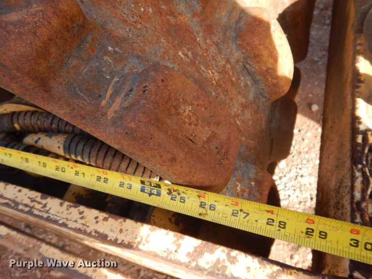 image for item JZ9817 (2) single drum vibratory rollers